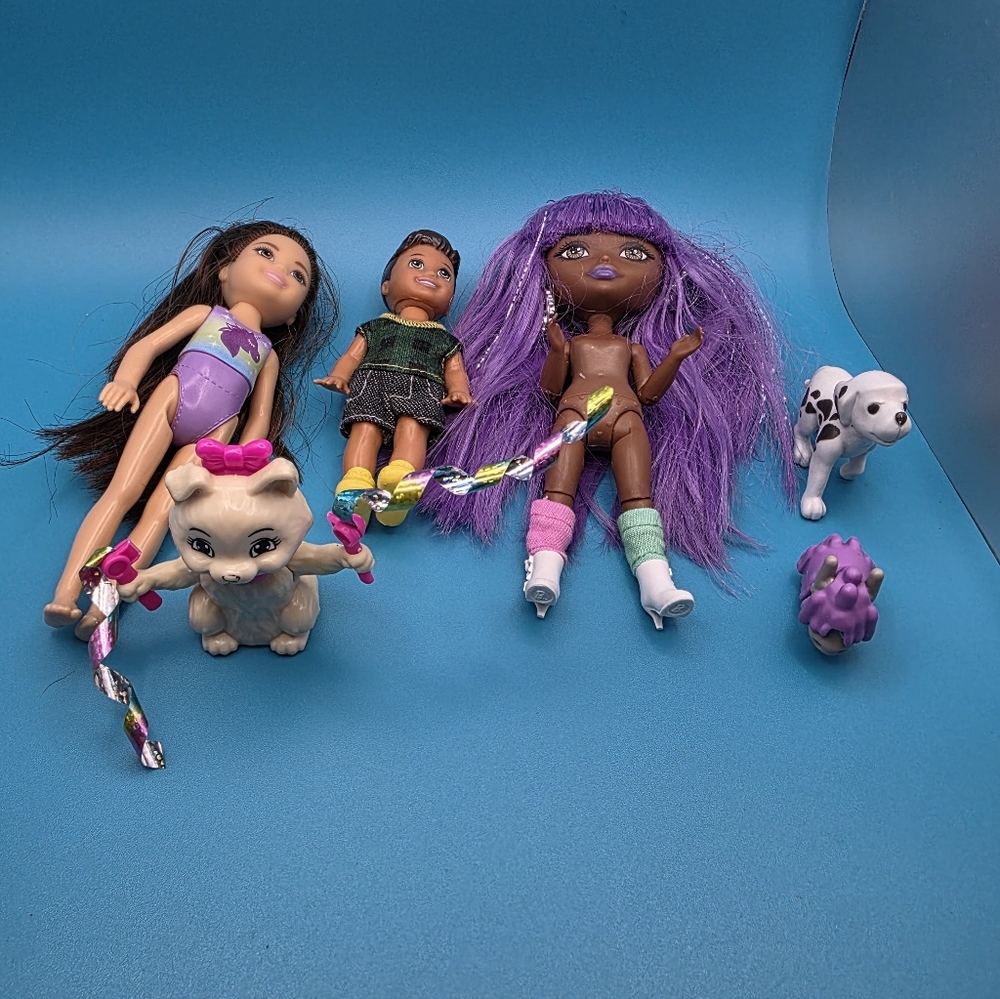 Doll Set with Pets and Accessories